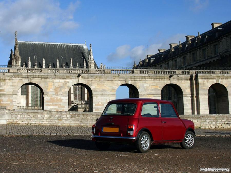  Austin Mini (ADO15) 1959 года  (фото 13 из 17)